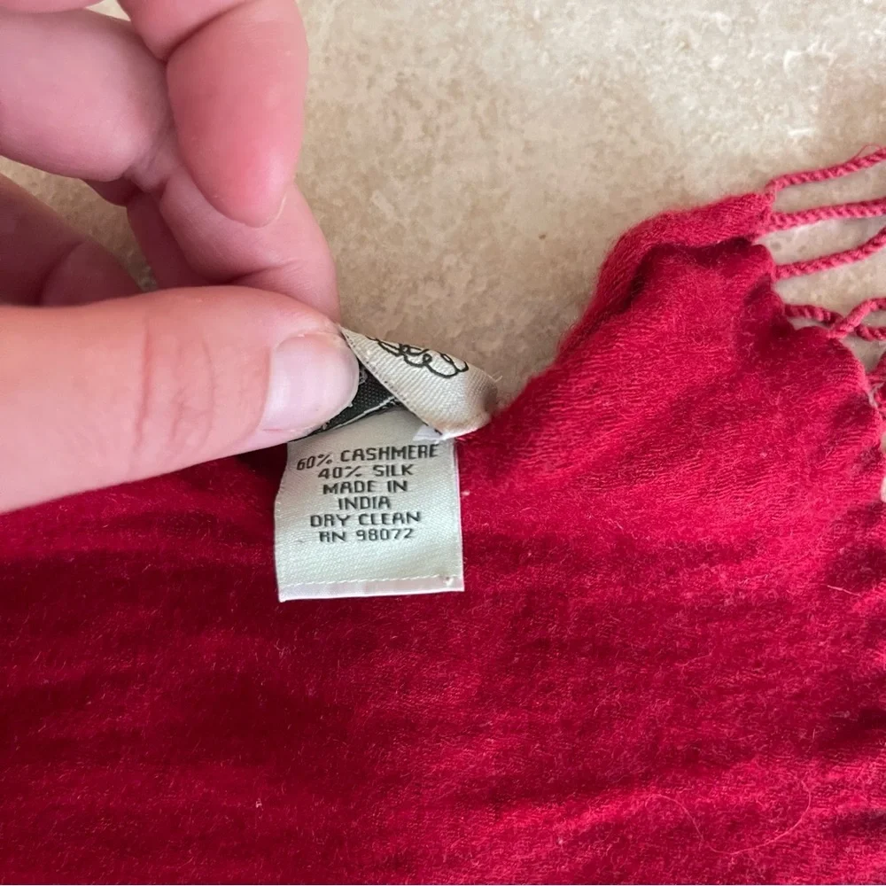 Joolay Cashmere Silk Red Scarf 67”‎ Holiday Christmas
